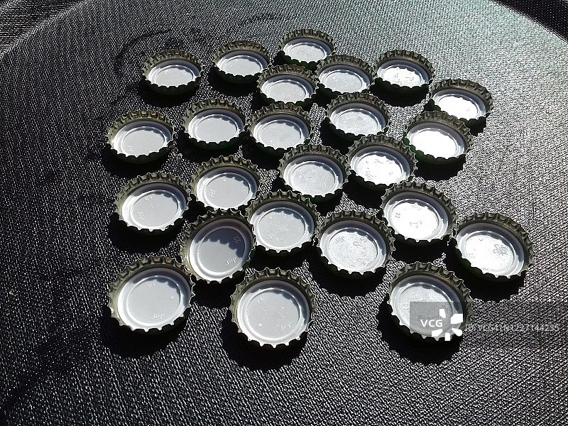 啤酒金属瓶盖图片素材