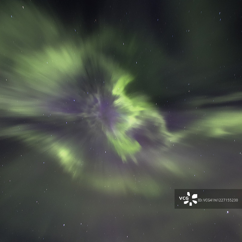 冰岛上空的北极光图片素材