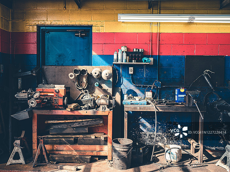 汽车修理店内部图片素材