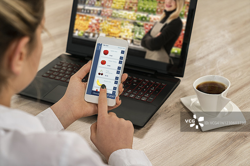 在线蔬菜水果店购物图片素材