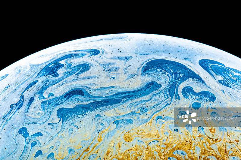 肥皂泡半球的微距镜头图片素材