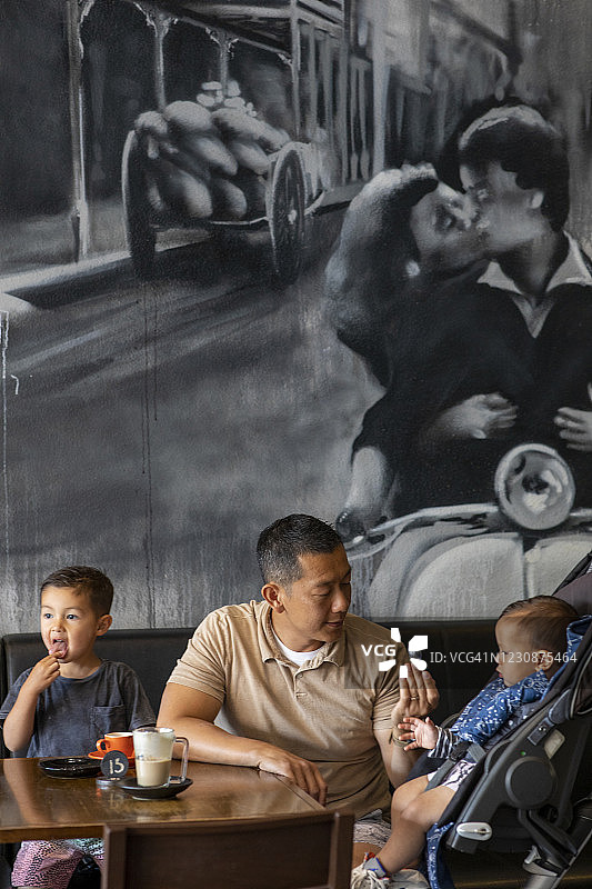 让孩子们快乐图片素材