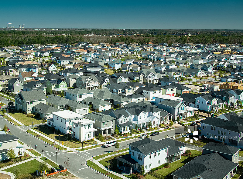 无人机拍摄的佛罗里达州郊区开发项目图片素材