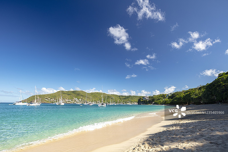 贝基亚岛玛格丽特公主海滩，圣文森特和格林纳丁斯，2019年图片素材