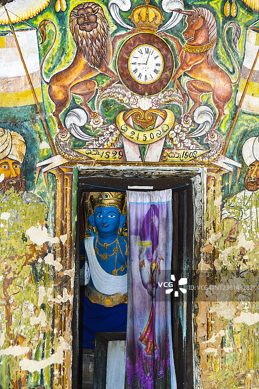 斯里兰卡拉特纳普拉萨巴拉加穆瓦省巴塔托塔石窟寺庙的墙壁画图片素材