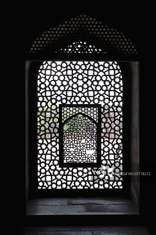 胡马雍陵的石 lattice 光线，印度新德里图片素材