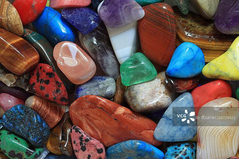 彩色抛光石特写图片素材