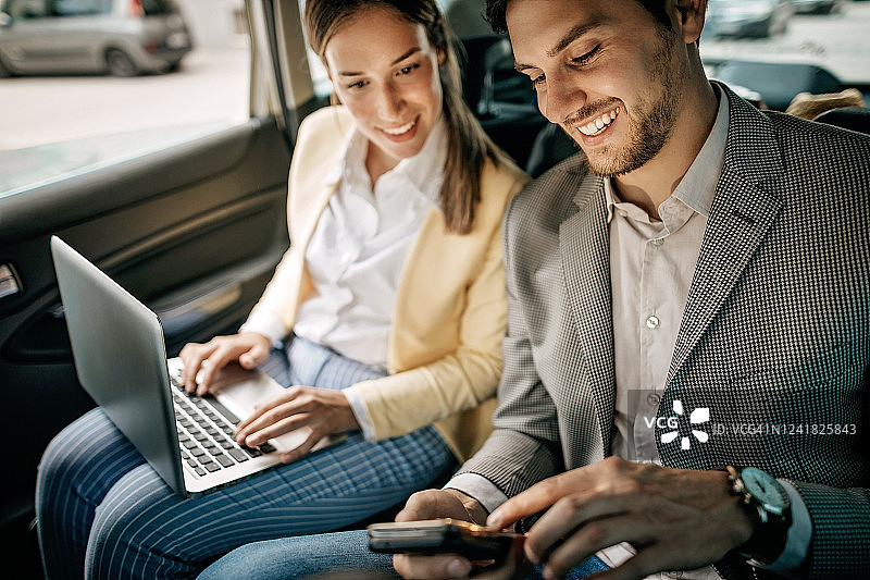 看看现在的出租车App图片素材