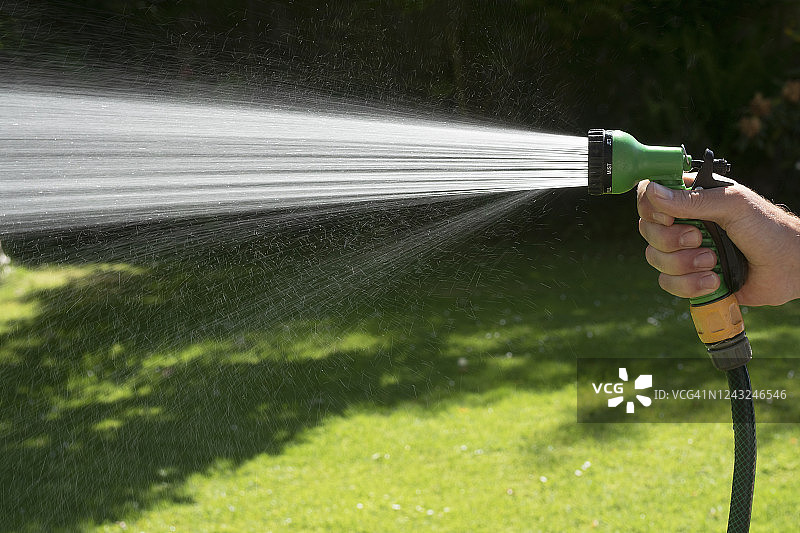 花园浇水软管特写图片素材