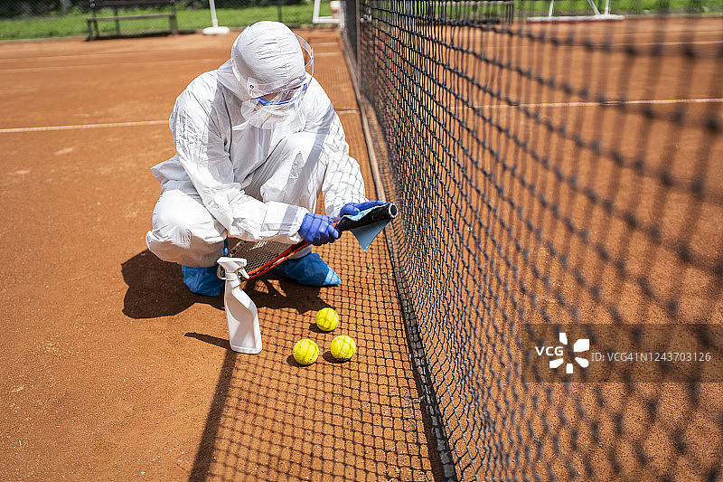 新常态：网球比赛重新开放图片素材