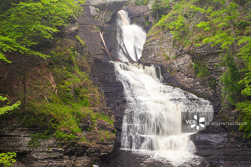 雷蒙德斯基尔瀑布图片素材