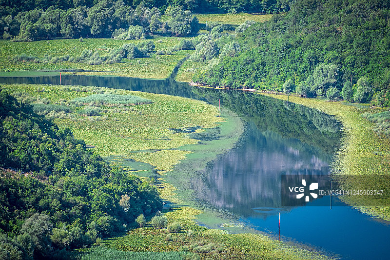 黑山国家公园内的克尔诺耶维察河图片素材