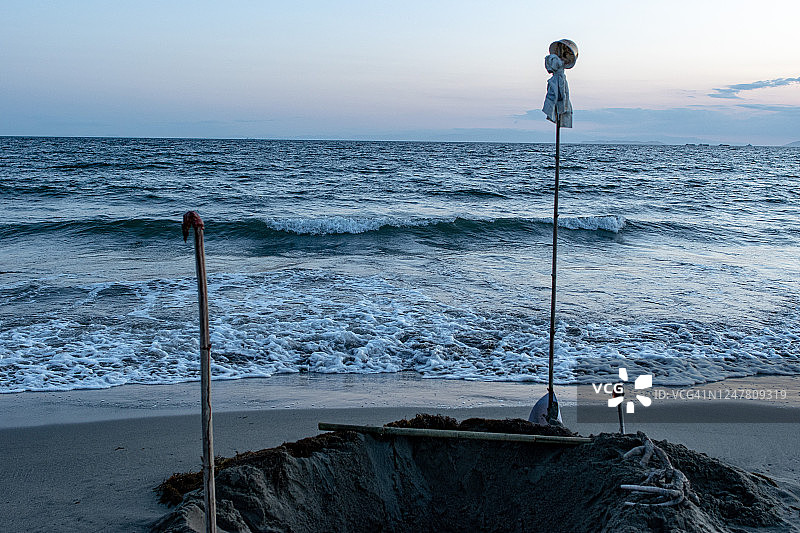 在海边的嬉戏痕迹图片素材