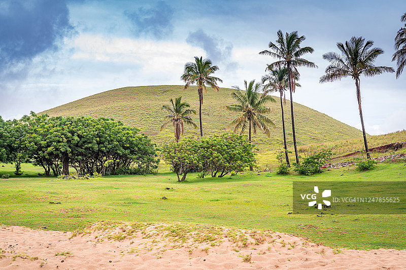 智利拉帕努伊复活节岛的阿纳凯纳海滩图片素材