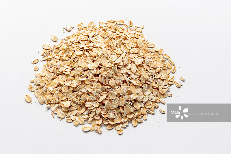 白色背景上的大量燕麦片图片素材