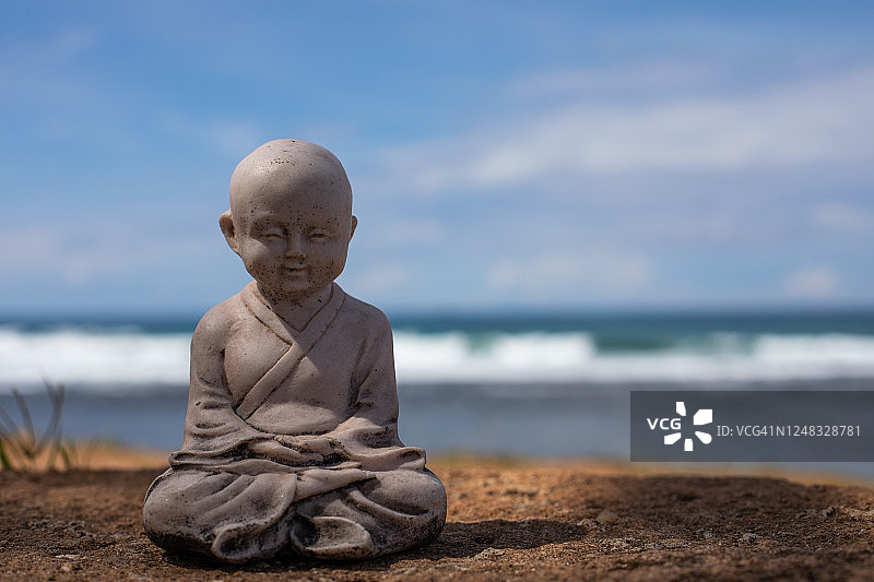 海边禅意图片素材