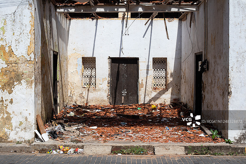加勒废弃建筑图片素材