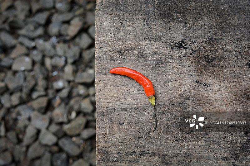 俯视角度：单只卡宴辣椒图片素材