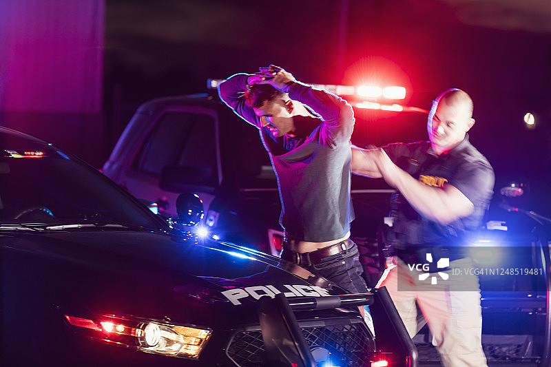 警察实施逮捕图片素材