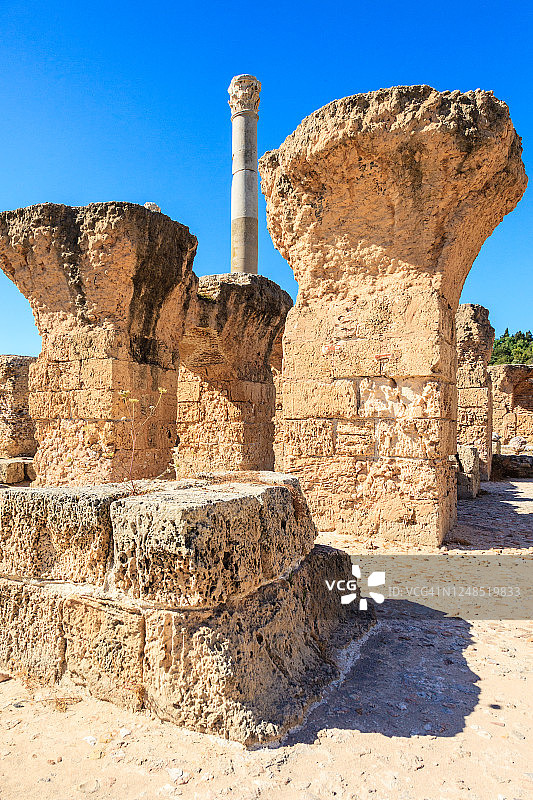 迦太基古遗址中的安东尼努斯浴场图片素材