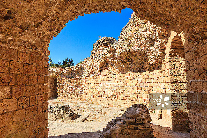 迦太基古遗址中的安东尼努斯浴场图片素材