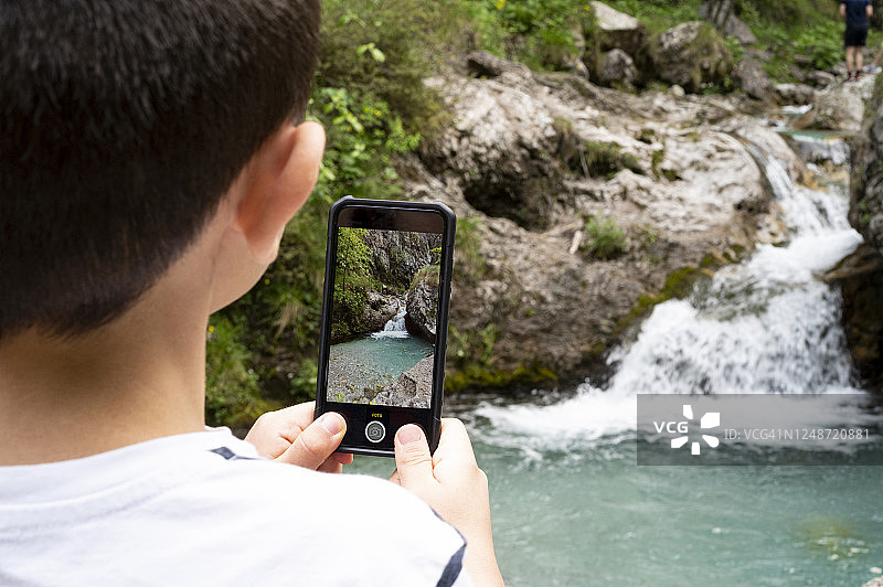 瀑布风景图片素材