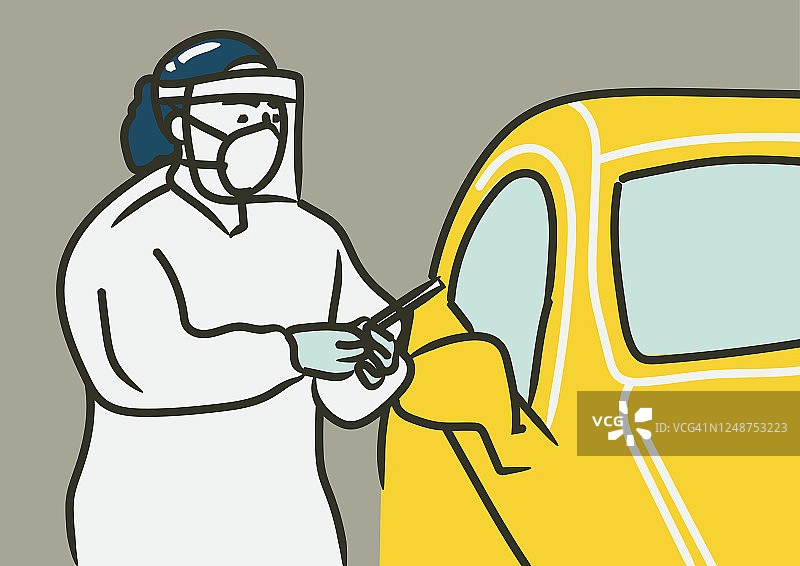 女子穿防护服给汽车加油图片素材