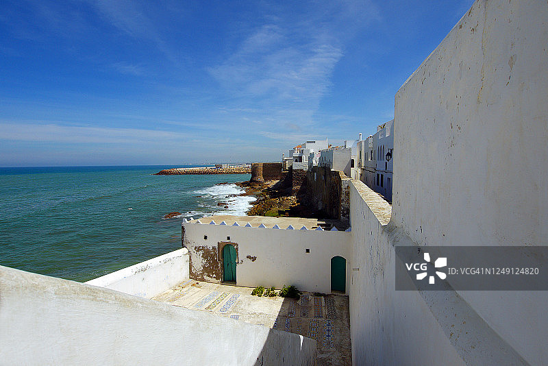 摩洛哥大西洋沿岸的艾西拉白色小镇图片素材