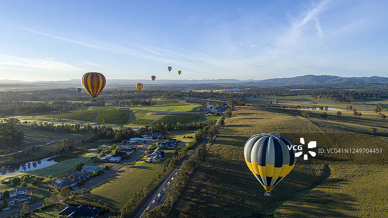 猎人谷的热气球图片素材
