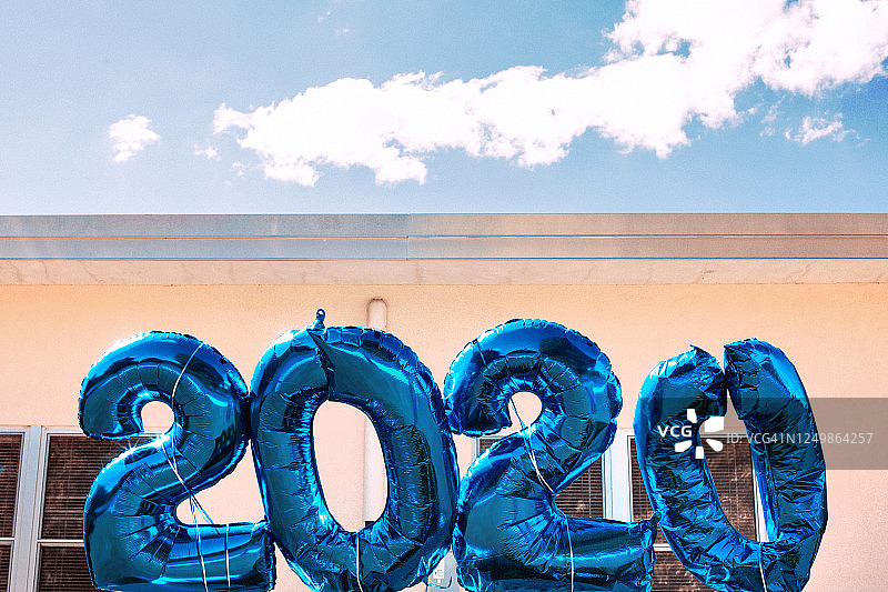 毕业气球：2020届图片素材