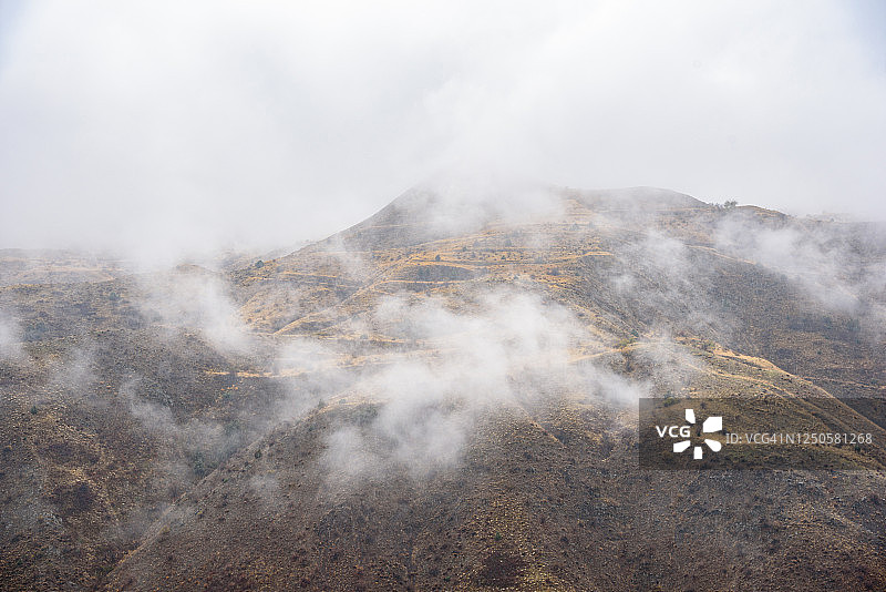 加尼峡谷：亚美尼亚科泰克地区的六边形玄武岩柱，临近加尼村，加尼高原沿峡谷延伸，是亚美尼亚最发达的旅游景点之一。图片素材