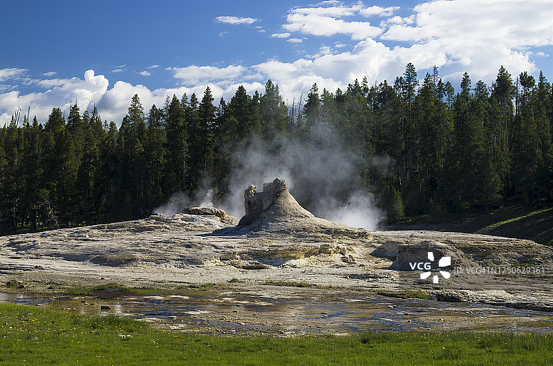 石窟喷泉图片素材