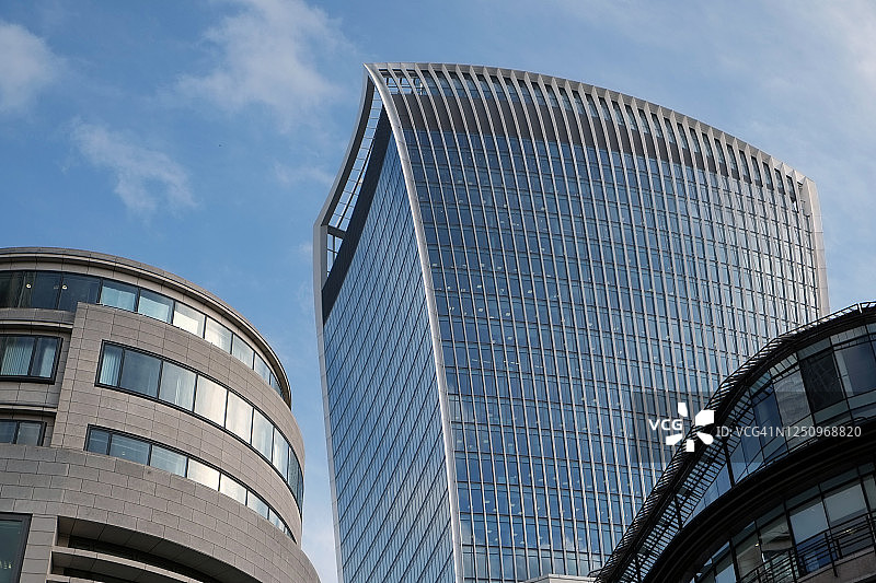 伦敦芬丘奇街20号摩天大楼，俗称“对讲机”图片素材