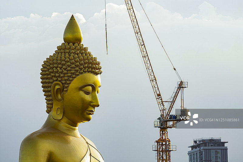 泰国曼谷郑王庙日落美景图片素材