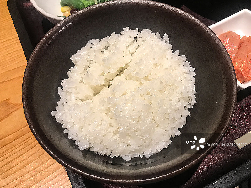 大崎日式料理店的白米饭图片素材