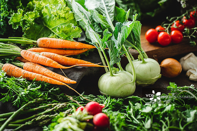 新鲜有机蔬菜特写图片素材