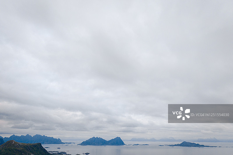 挪威卡贝尔沃格的迷人岛屿鸟瞰图片素材