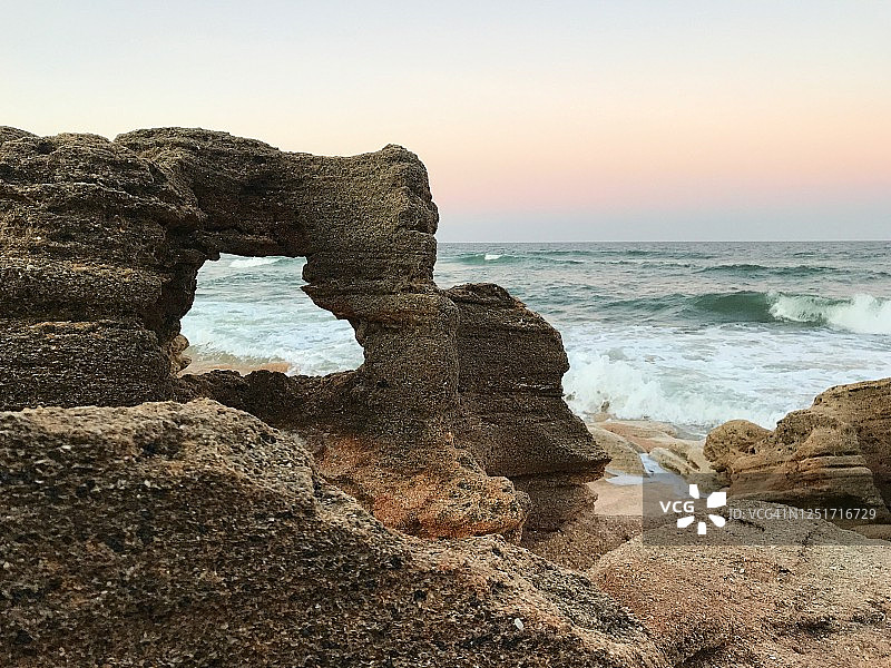 日落时分的科基纳岩层图片素材
