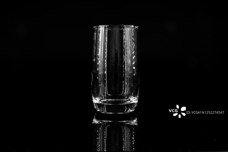 玻璃杯图片素材