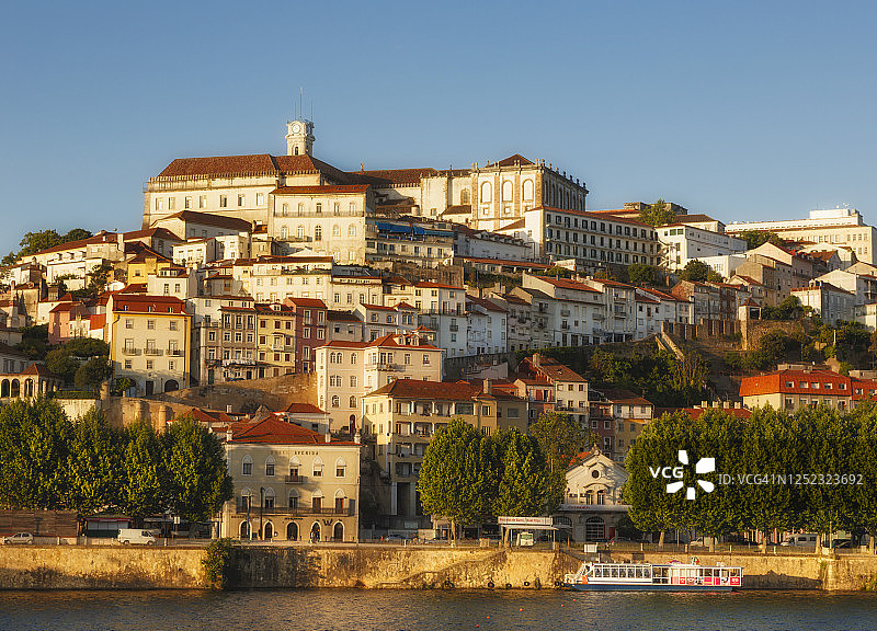 葡萄牙科英布拉，蒙德戈河风光图片素材