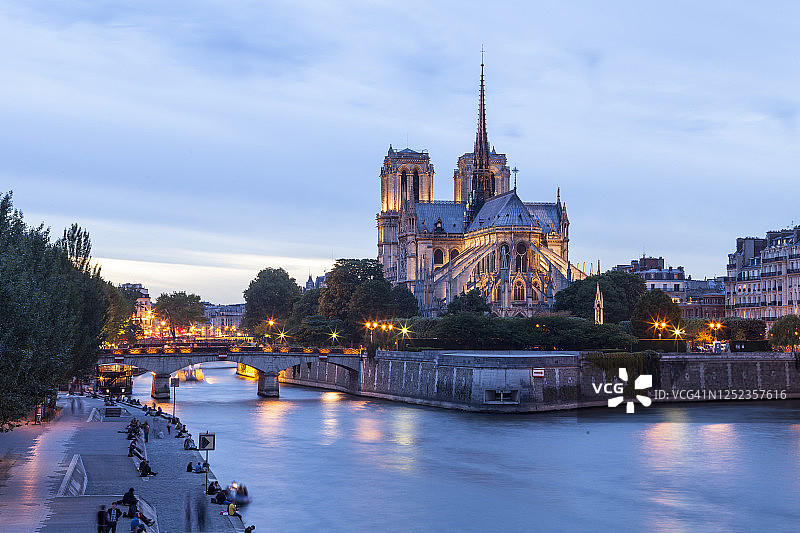 巴黎圣母院大教堂图片素材