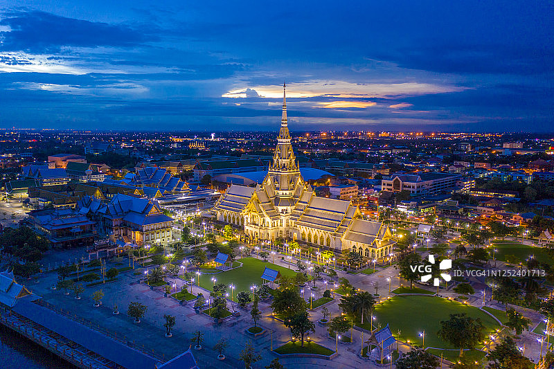 泰国索通寺：佛教信仰中心图片素材