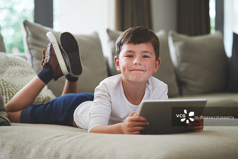 今日玩具略有不同图片素材