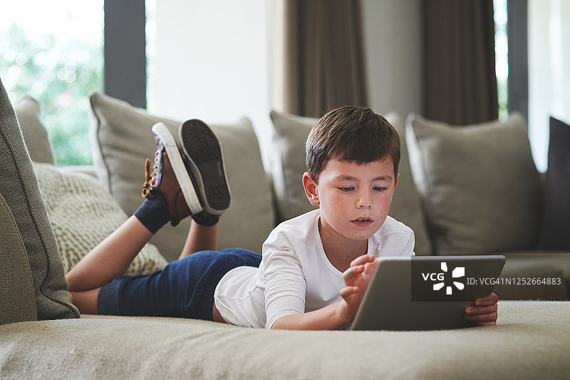 它不是一本书，但同样具有教育意义图片素材