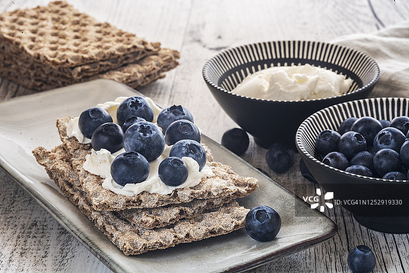 奶油奶酪脆饼干图片素材