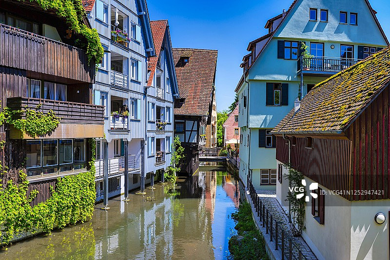 德国巴登-符腾堡州乌尔姆的菲舍尔区图片素材