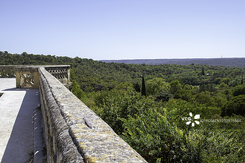 俯瞰法国南部的乡村图片素材