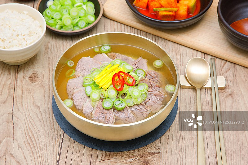 牛骨汤图片素材