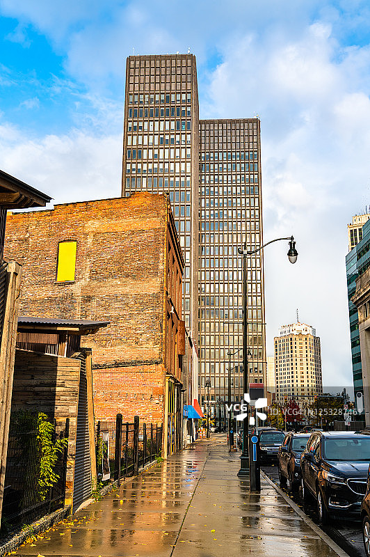 美国密歇根州底特律市中心的古老建筑图片素材