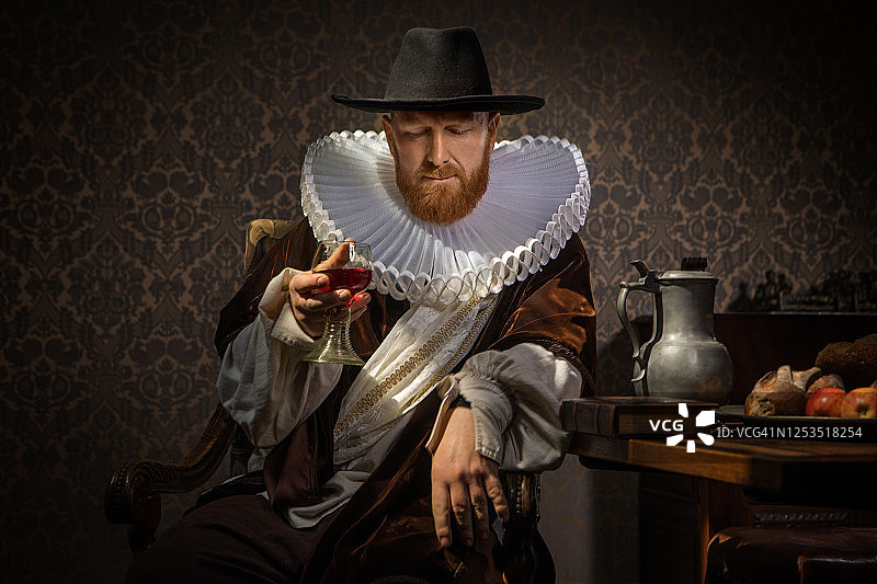 荷兰传统红发贵族肖像图片素材